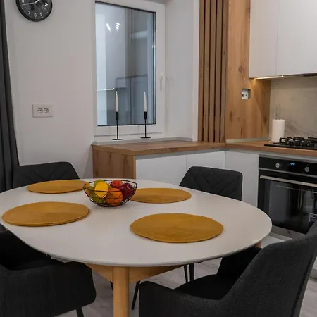 Apartamento Mohost Zen - Elevated Mountain View Hideaway *
